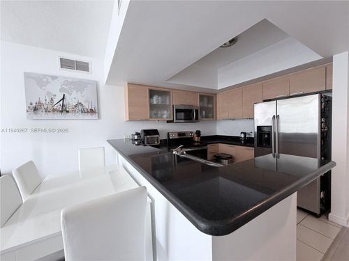 apt-712-140 S Dixie Hwy, Hollywood, FL, 33020-7322 | Card Image
