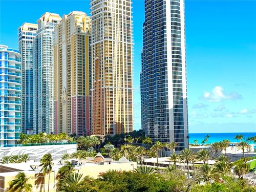 apt-716-210 174th St, Sunny Isles Beach, FL, 33160-3338 | Card Image