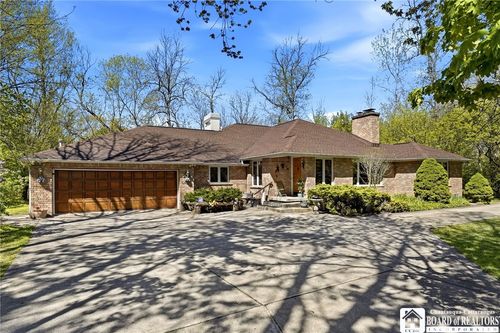 1860 N Forest Road, Amherst, NY, 14221 | Card Image