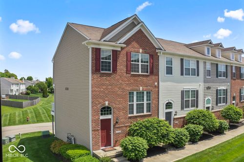 12726 Hannah Hill Rd, Fishers, IN, 46037-7396 | Card Image