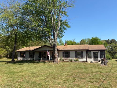 11679 Highway Forty Seven, Chase City, VA, 23924-3404 | Card Image