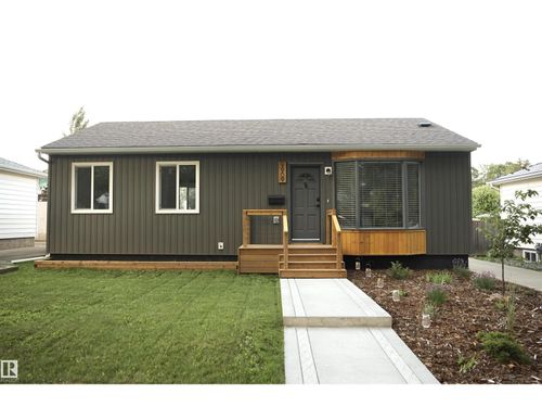 9909 108 St, Fort Saskatchewan, AB, T8L2J3 | Card Image