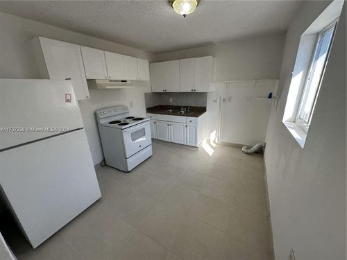 0-424 Nw 13th St, Florida City, FL, 33034-2129 | Card Image