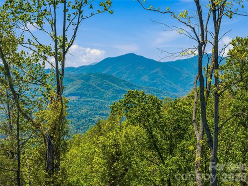 135 Starling Pass, Asheville, NC, 28804-0017 | Card Image