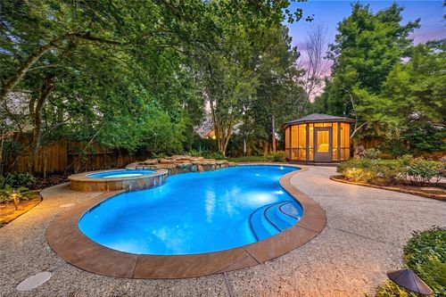 10 Latticeleaf Pl, The Woodlands, TX, 77382-5311 | Card Image