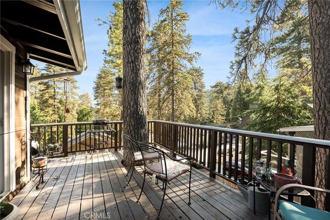 22864 Alder Ln, House other with 1 bedrooms, 2 bathrooms and 4 parking in Crestline CA | Image 20