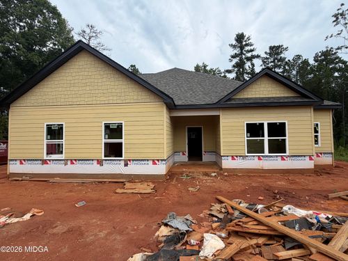 195 Lakemere Ln Nw, Milledgeville, GA, 31061-8563 | Card Image