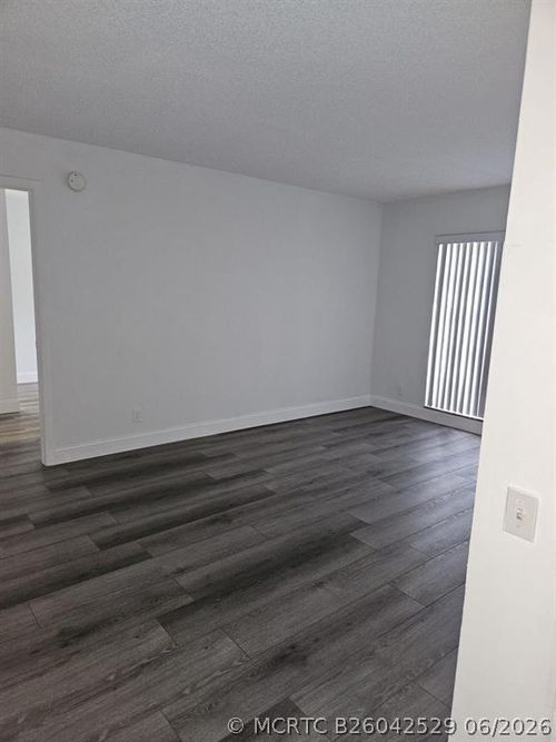 g-4545 Treehouse Ln, Tamarac, FL, 33319-2034 | Card Image