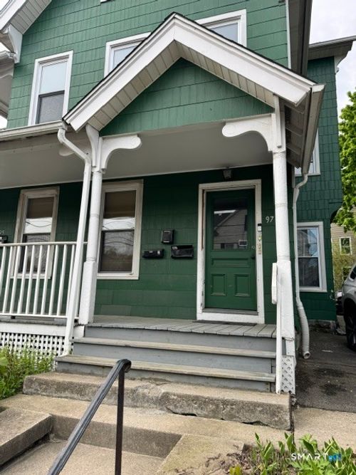 95 Sunnyside Ave, Waterbury, CT, 06708-3524 | Card Image