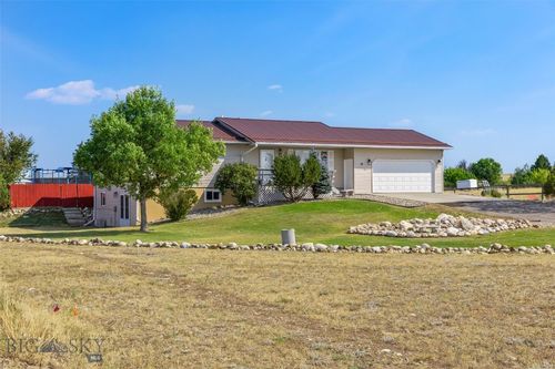 18 Meadowlark Cir, Big Timber, MT, 59011-7756 | Card Image