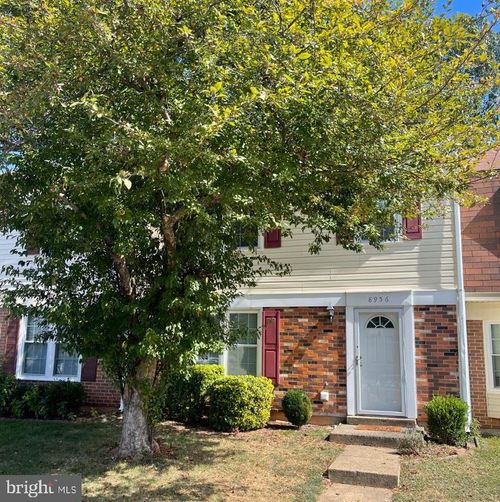 8956 Milroy Ct, MANASSAS, VA, 20110-4259 | Card Image