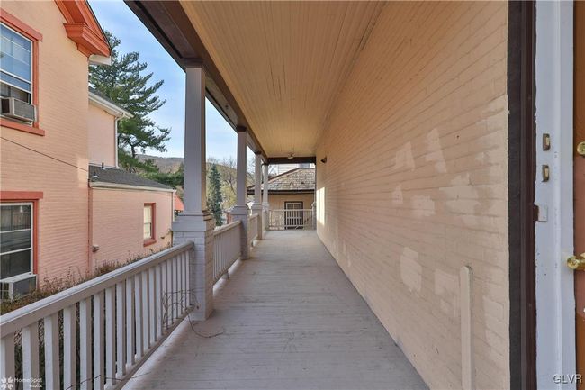 424 W 4 Th St, Condo with 5 bedrooms, 2 bathrooms and 1 parking in BETHLEHEM PA | Image 6