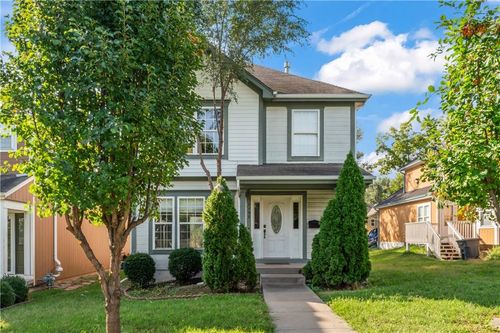 1137 Grandview Blvd, Kansas City, KS, 66102-4403 | Card Image