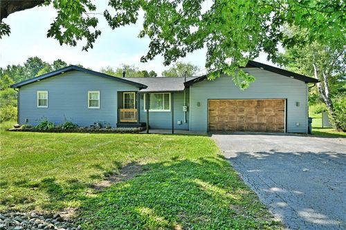 5794 Merwin Chase Rd, Brookfield, OH, 44403-9763 | Card Image