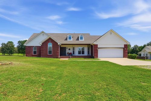 5 Gayle Dr, Greenbrier, AR, 72058-9442 | Card Image