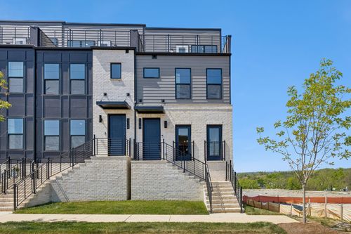 112 Scenic Pass, Nashville, TN, 37218-3055 | Card Image