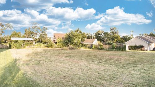 0 E Country Club Dr, La Porte, TX, 77571 | Card Image