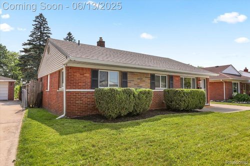 9243 Cornell St, Taylor, MI, 48180-3476 | Card Image