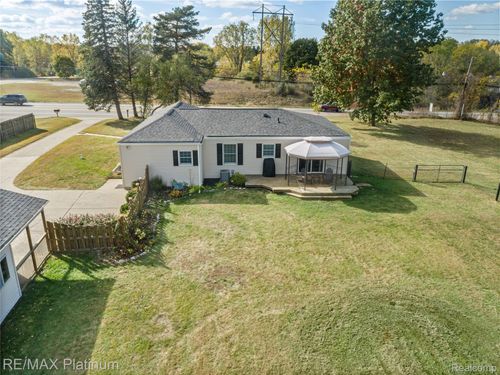 3499 State Rd, Davison, MI, 48423-8751 | Card Image