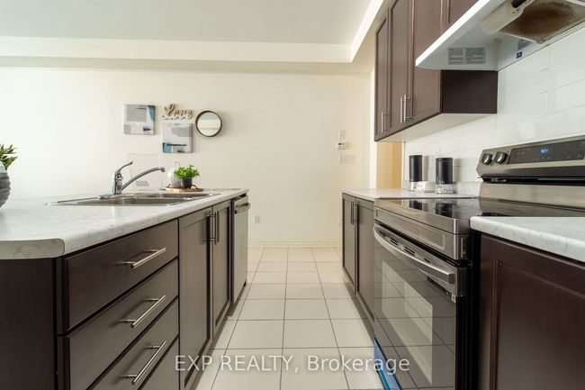 110 Adventura Rd, House attached with 4 bedrooms, 3 bathrooms and 2 parking in Brampton ON | Image 14