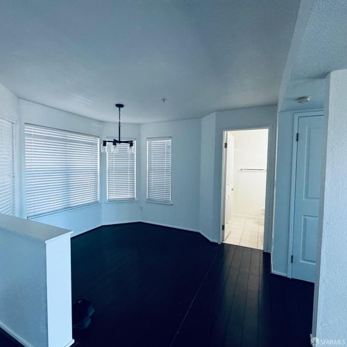 apt-202-3885 Carter Dr, South San Francisco, CA, 94080-3880 | Card Image