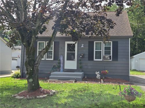 80 Omar St, Struthers, OH, 44471-1563 | Card Image