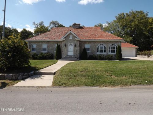 1702 Haynes St, Tazewell, TN, 37879-3013 | Card Image
