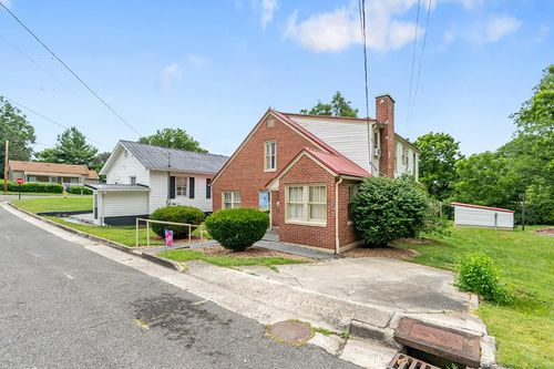 375/385 S 7th St, Wytheville, VA, 24382 | Card Image