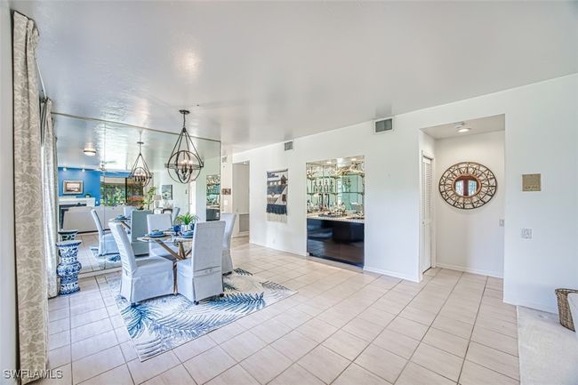 APT-206 - 16391 Fairway Woods Dr, Condo with 2 bedrooms, 2 bathrooms and null parking in FORT MYERS FL | Image 6