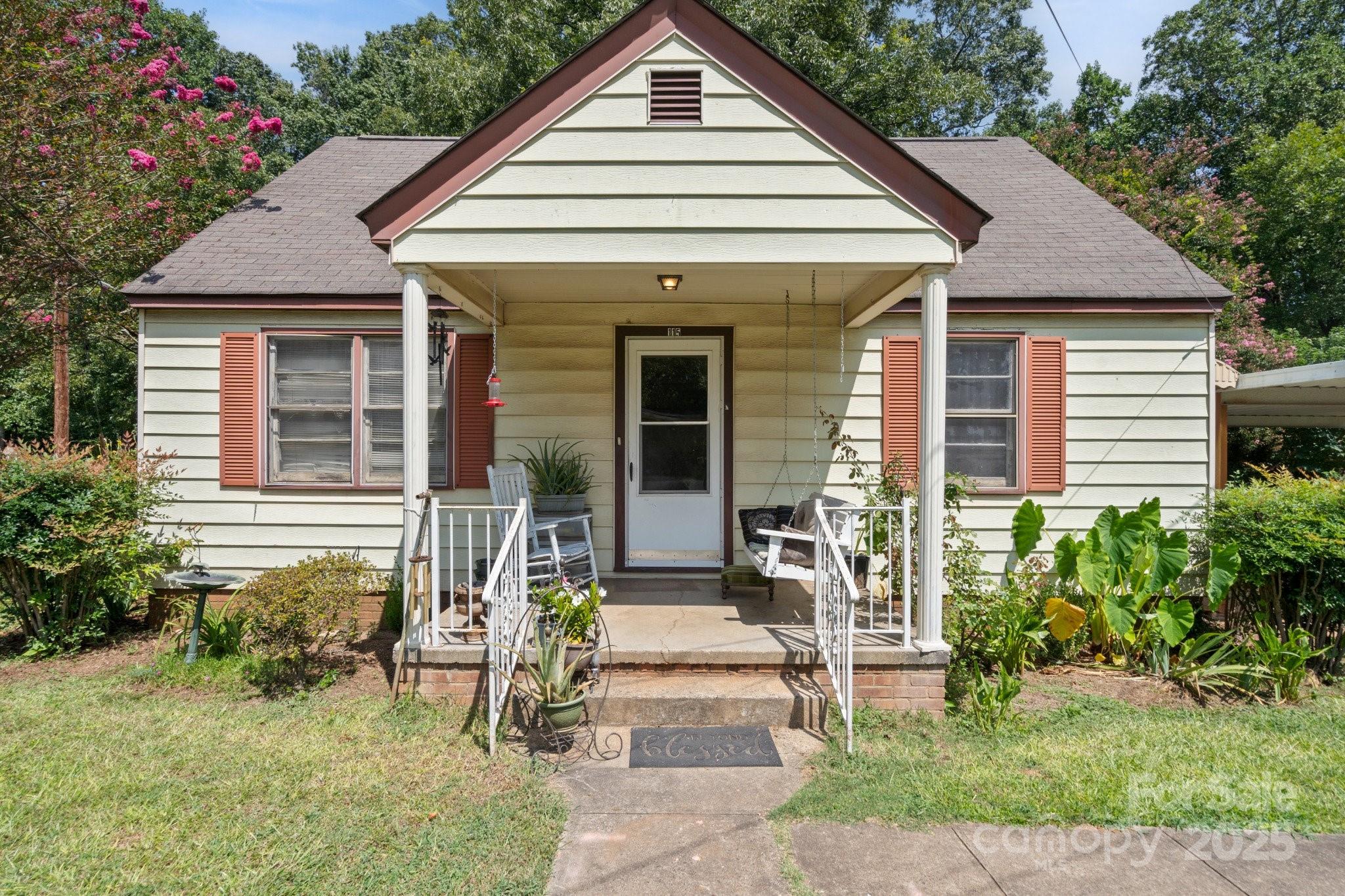 Magnolia St, Belmont, NC 28012