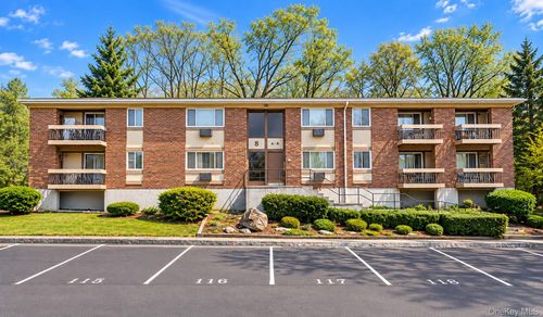 m-8 N James St, Peekskill, NY, 10566-2458 | Card Image