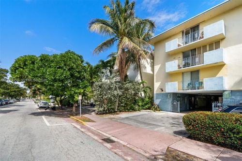 2c-915 Jefferson Ave, Miami Beach, FL, 33139-8455 | Card Image