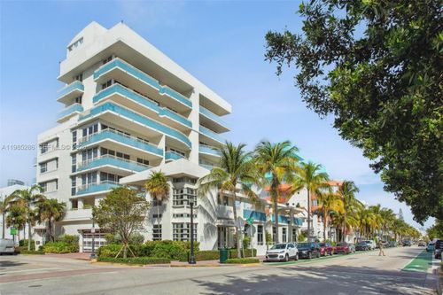 apt-5a-200 Ocean Dr, Miami Beach, FL, 33139-7159 | Card Image