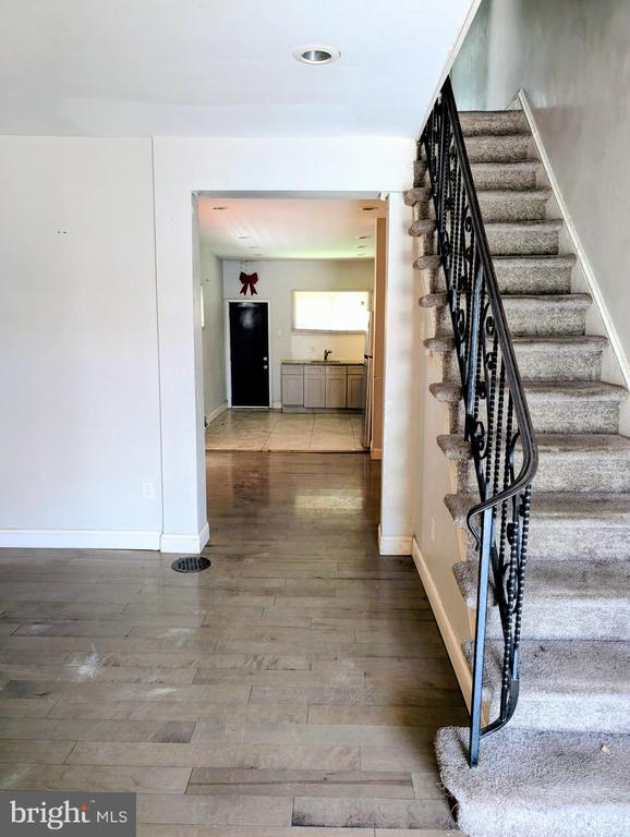 Residential in PHILADELPHIA 3
