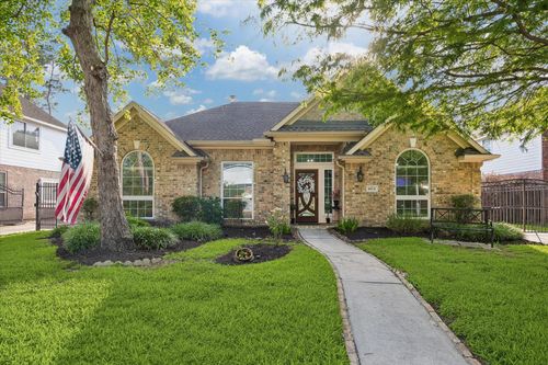16131 Castlegrove Ct, Tomball, TX, 77377-8521 | Card Image