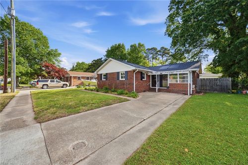 1332 Carlton Court, Norfolk, VA, 23503 | Card Image