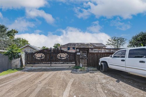 3623 Inez St, Fresno, TX, 77545-7817 | Card Image