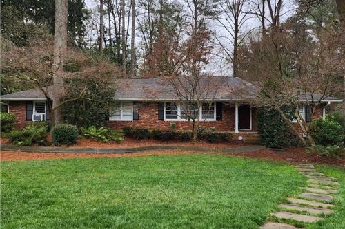 376 Cochran Dr Nw, Atlanta, GA, 30327-3408 | Card Image