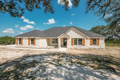 567 Pinto Canyon, House other with 4 bedrooms, 2 bathrooms and null parking in Bandera TX | Image 1