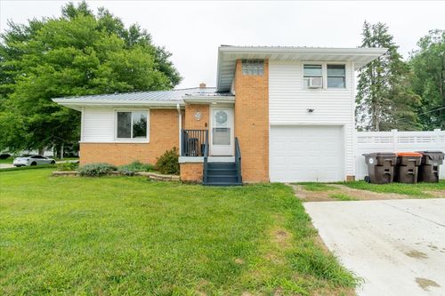 310 Prairie St, Heyworth, IL, 61745-9333 | Card Image