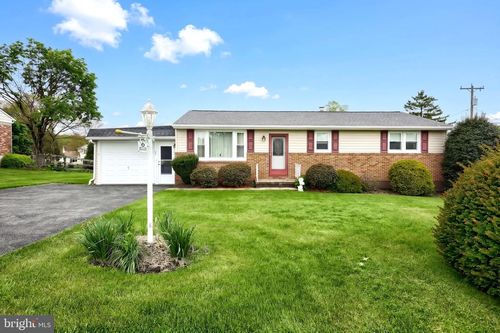 60 Meadow Ln, GETTYSBURG, PA, 17325-8024 | Card Image