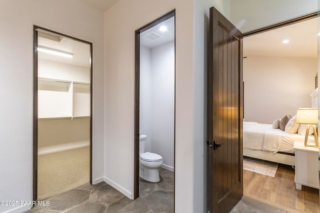 Forever View Bed and Bath Master-6 | Image 16