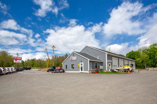 43 Augusta Road, Washington, ME, 04574 | Card Image