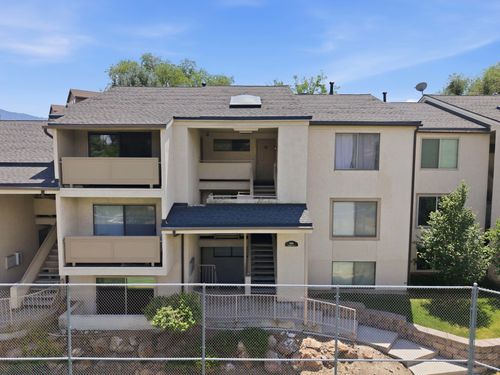 30-959 E Springcrest Ct, Midvale, UT, 84047-2373 | Card Image