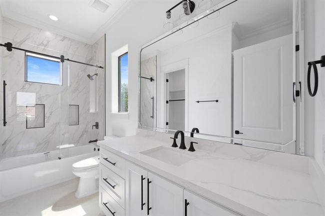 91 Lake Sterling Gate Dr, House other with 4 bedrooms, 5 bathrooms and 3 parking in Spring TX | Image 28
