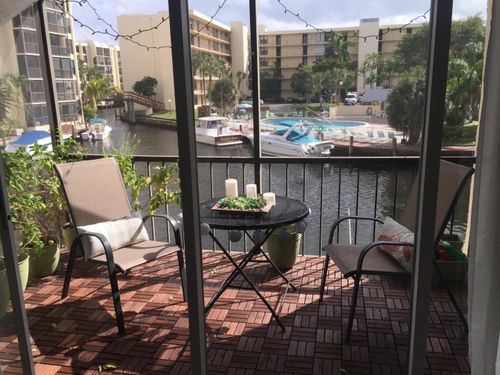 2030-10 Royal Palm Way, Boca Raton, FL, 33432-7862 | Card Image