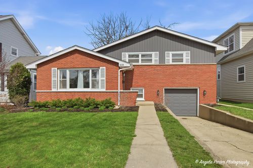 410 W Mueller St, Arlington Heights, IL, 60004-5438 | Card Image