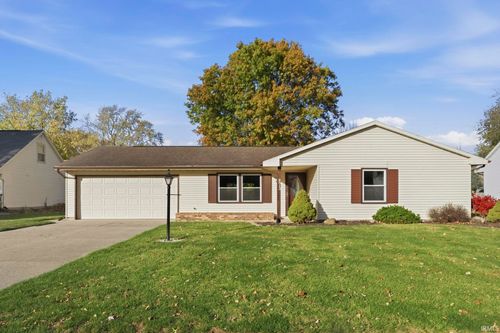 8513 Maple Bluff Ct, New Haven, IN, 46774-1037 | Card Image