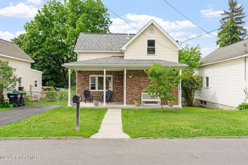 11 Packer Ave, Troy, NY, 12180-7236 | Card Image
