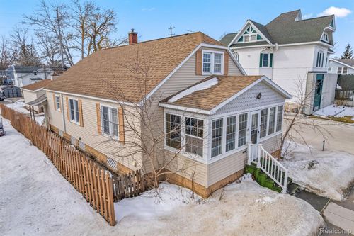 506 W Chisholm St, Alpena, MI, 49707-2425 | Card Image